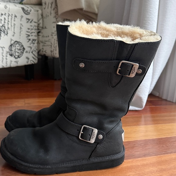 UGG Black Winter Boots - Picture 6 of 7